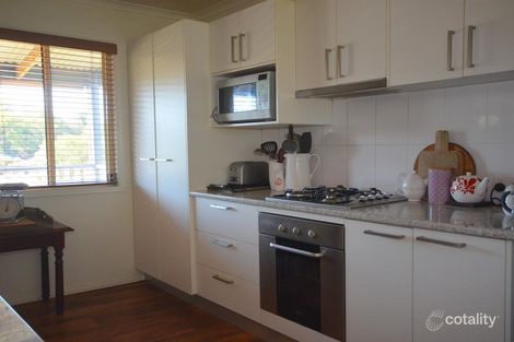 Property photo of 2 Oriole Close Maleny QLD 4552