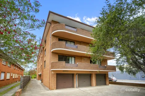 10/118 Wattle Ave, Carramar, NSW 2163