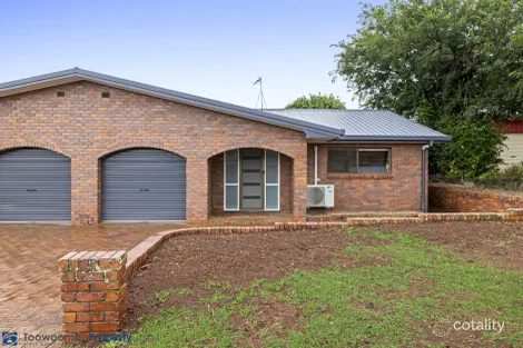 2/134 Curzon St, Rangeville, QLD 4350