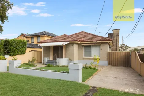4 RIDGE ST, CHESTER HILL, NSW 2162
