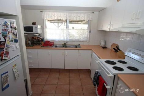 Property photo of 2/4 Kenmar Street Labrador QLD 4215