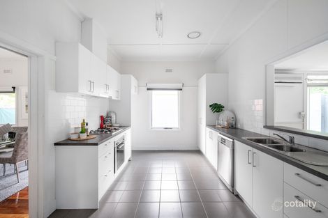Property photo of 28 Denman Avenue Glen Iris VIC 3146