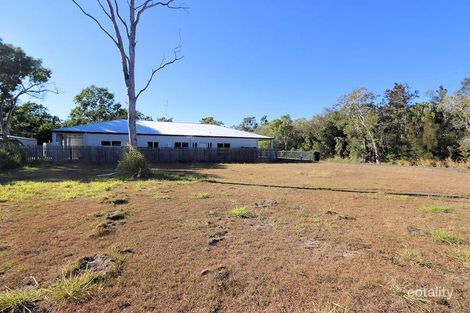 19 Gengers Rd, Moore Park Beach, QLD 4670