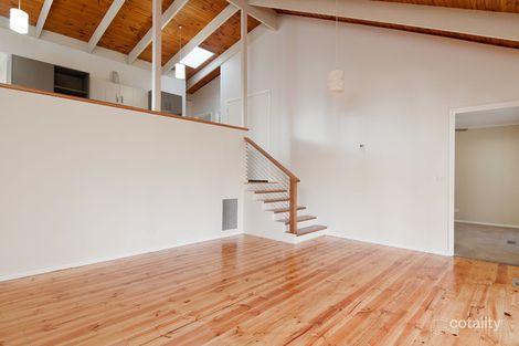 Property photo of 32 Actoal Drive Montrose VIC 3765