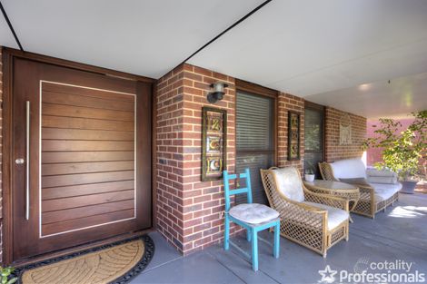 Property photo of 40 Waterloo Crescent Lesmurdie WA 6076