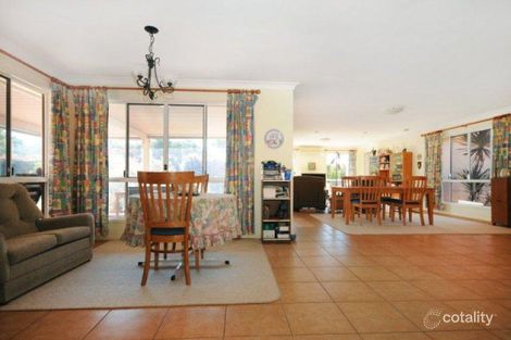 Property photo of 6 Bronwyn Court Highfields QLD 4352