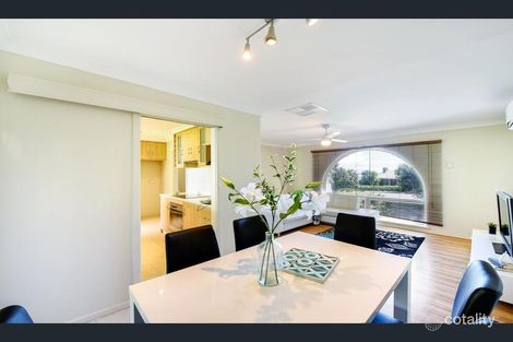 Property photo of 2 Parham Crescent Port Noarlunga SA 5167