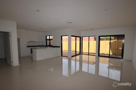 Property photo of 2/46 Euston Road Hughesdale VIC 3166