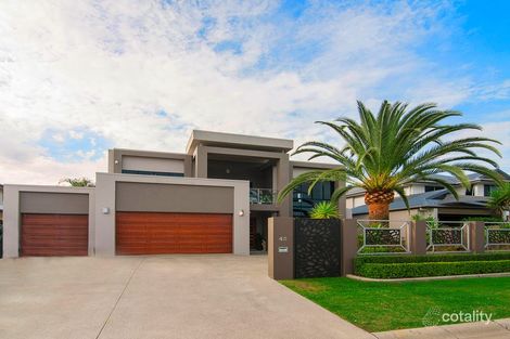 Property photo of 43 Ferrymans Court Helensvale QLD 4212