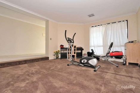 Property photo of 20 Geneva Heights Hocking WA 6065