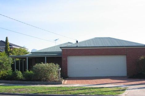 16 Alma Doepel Dr, Altona Meadows, VIC 3028