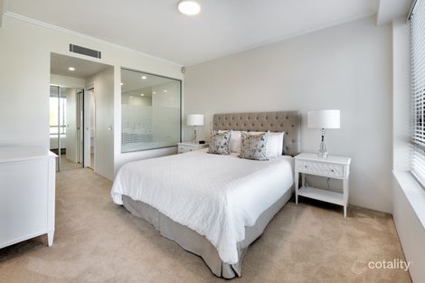 Property photo of 1707/1 Rialto Quay Drive Hope Island QLD 4212