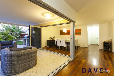 Property photo of 2 Edward Street Sorrento WA 6020