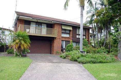 6 Macquarie Rd, Mannering Park, NSW 2259