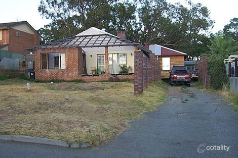 5 Wahroonga Rd, Mount Nasura, WA 6112