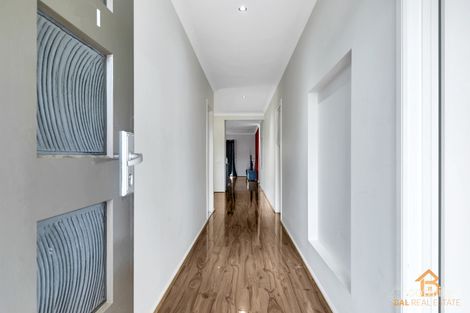 Property photo of 19 Ceratta Crescent Tarneit VIC 3029