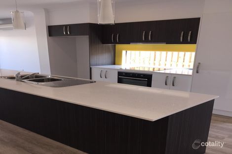 Property photo of 10 Solace Place Birtinya QLD 4575