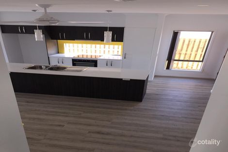 Property photo of 10 Solace Place Birtinya QLD 4575