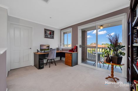 Property photo of 65 Georgette Crescent Endeavour Hills VIC 3802