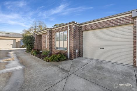 2/100a Beverin St, Sebastopol, VIC 3356