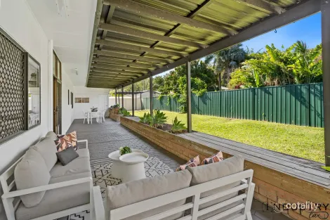Property photo of 8 Katandra Close Trinity Beach QLD 4879