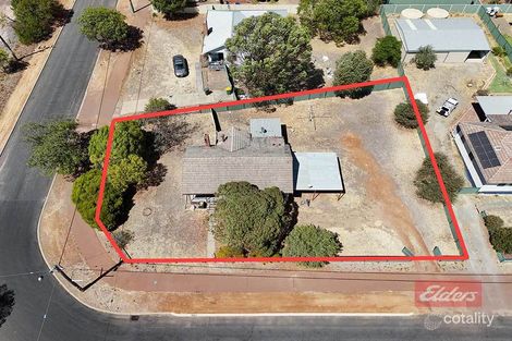 Property photo of 112 Bannister Street Narrogin WA 6312