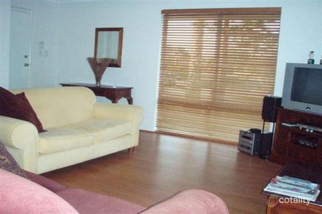 Property photo of 10 Graphic Court Beldon WA 6027