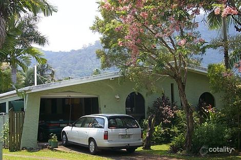 15 Lime St, Mooroobool, QLD 4870