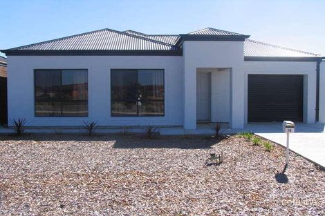 10 Cuttle St, Aldinga Beach, SA 5173