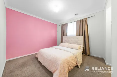 Property photo of 4 Jetty Road Werribee South VIC 3030