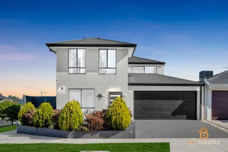 Property photo of 8 Montia Street Tarneit VIC 3029
