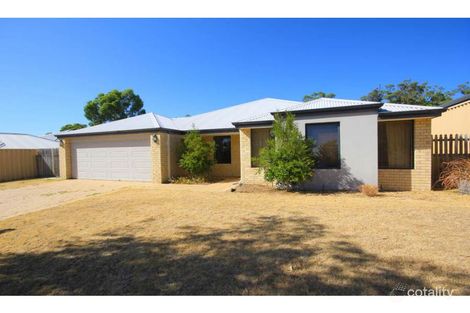 3 Blaxland Rd, Dalyellup, WA 6230