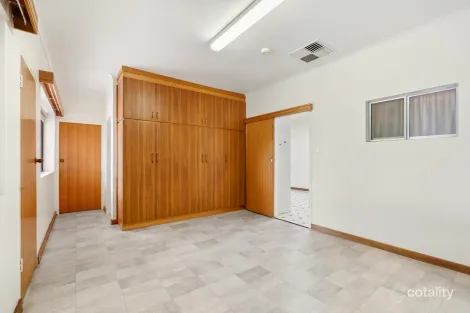 Property photo of 21 Kokoda Terrace Loxton SA 5333