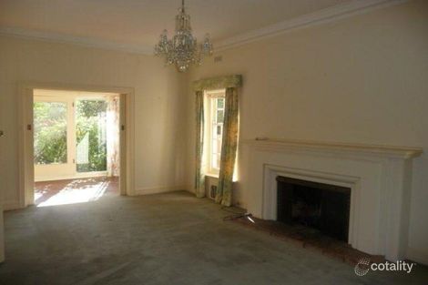 Property photo of 4 Landen Place Toorak VIC 3142