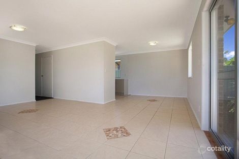 Property photo of 10 Wychewood Avenue Mallabula NSW 2319