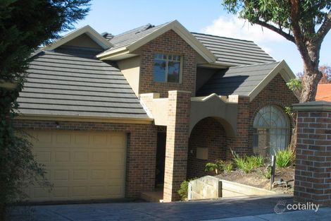 Property photo of 1/131 Greythorn Road Balwyn North VIC 3104