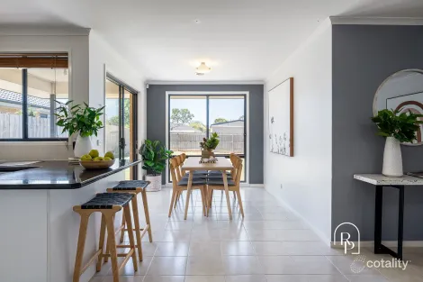 Property photo of 24 Hector Close Bittern VIC 3918