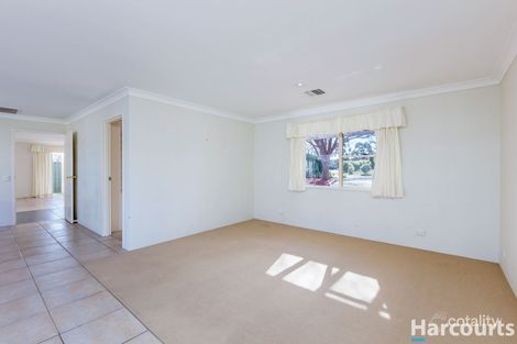 Property photo of 15 Elm Way Jerrabomberra NSW 2619