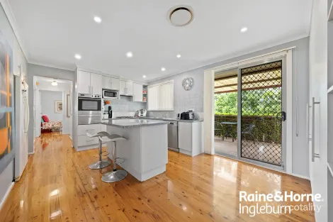 Property photo of 6 Arum Place Macquarie Fields NSW 2564