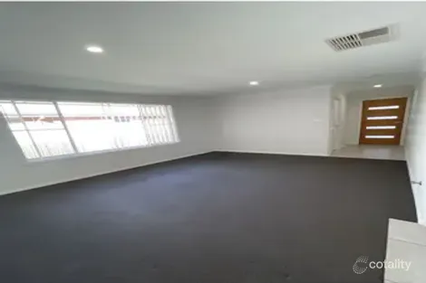 Property photo of 4 Graza Avenue Dubbo NSW 2830