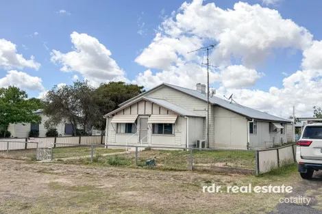 84 Inverell St, Ashford, NSW 2361
