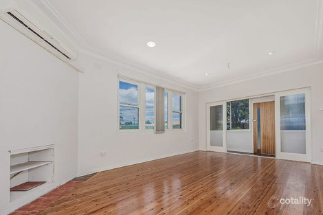 Property photo of 131 Shellharbour Road Warilla NSW 2528