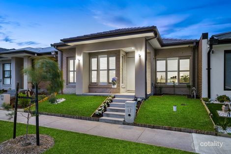 Property photo of 17 Newson Street Keysborough VIC 3173