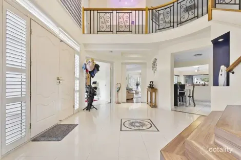 1 Castaway Ct, Banksia Beach, QLD 4507