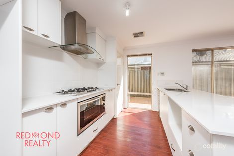 Property photo of 13 Mayali Bend Banksia Grove WA 6031