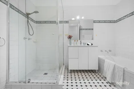 Property photo of 8/2-4 Lower Mount Street Wentworthville NSW 2145