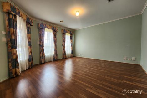 Property photo of 10 Daneson Retreat Keilor Downs VIC 3038