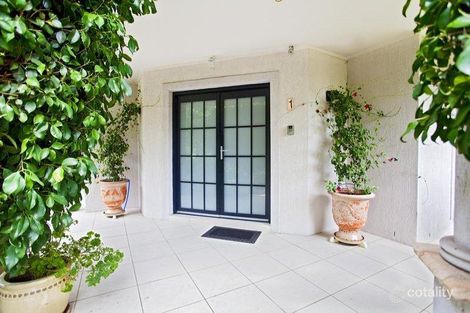 Property photo of 1 Archer Way West Hoxton NSW 2171