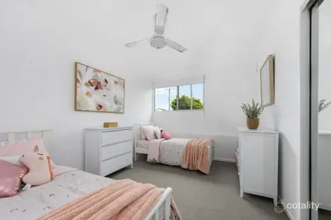 Property photo of 37 Seventh Avenue Palm Beach QLD 4221