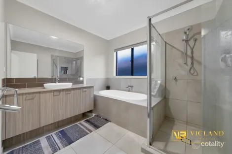 Property photo of 25 Cromarty Crescent Kalkallo VIC 3064